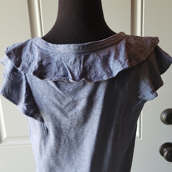 White House Black Market Ruffled Sleeveless Blouse - Picture 6 of 7